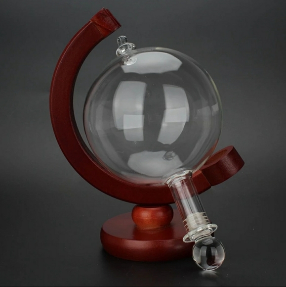 Globe Whiskey Decanter Wine Aerator Glass Wine Bot - Picture 3 of 8